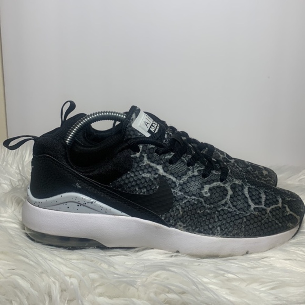 Nike Air Max Siren Print Running Women's Shoes.  Size 7.5